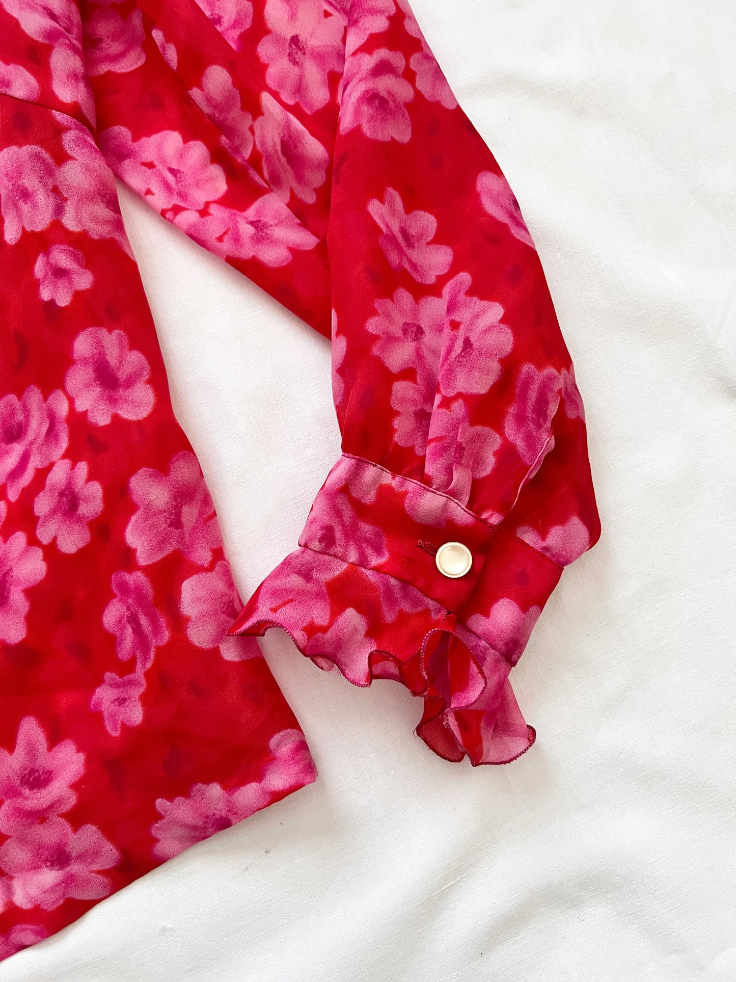 Red and pink floral blouse, Size XL