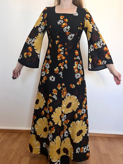 Floral flared sleeves maxi dress, Size S