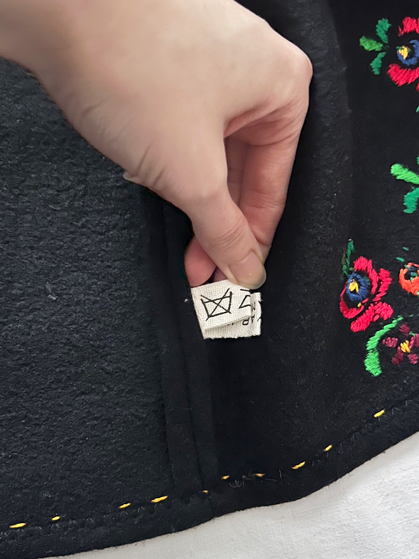 70s Hungarian Matyo felted black vest with embroidered flowers, Size M