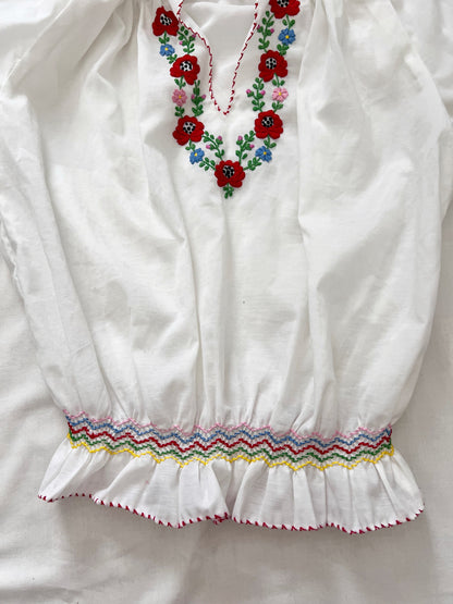 70s Hungarian floral top, Size M-L
