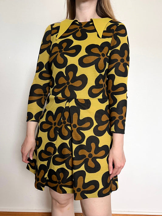 60s yellow floral dress, Size XS