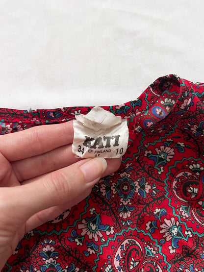 80s red ornate pattern blouse, Size XS-S