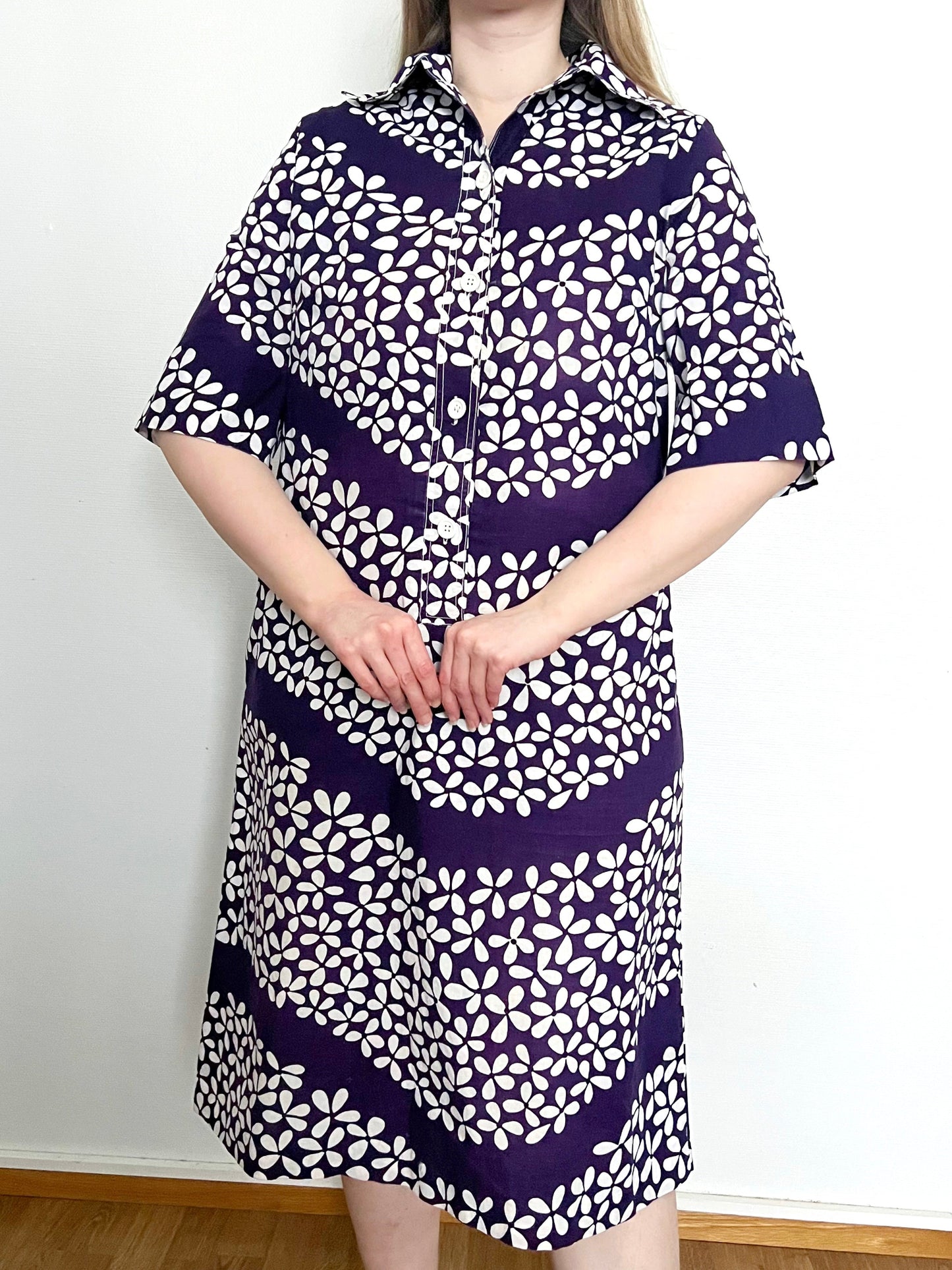 Purple and white flower dress, Size L-XL