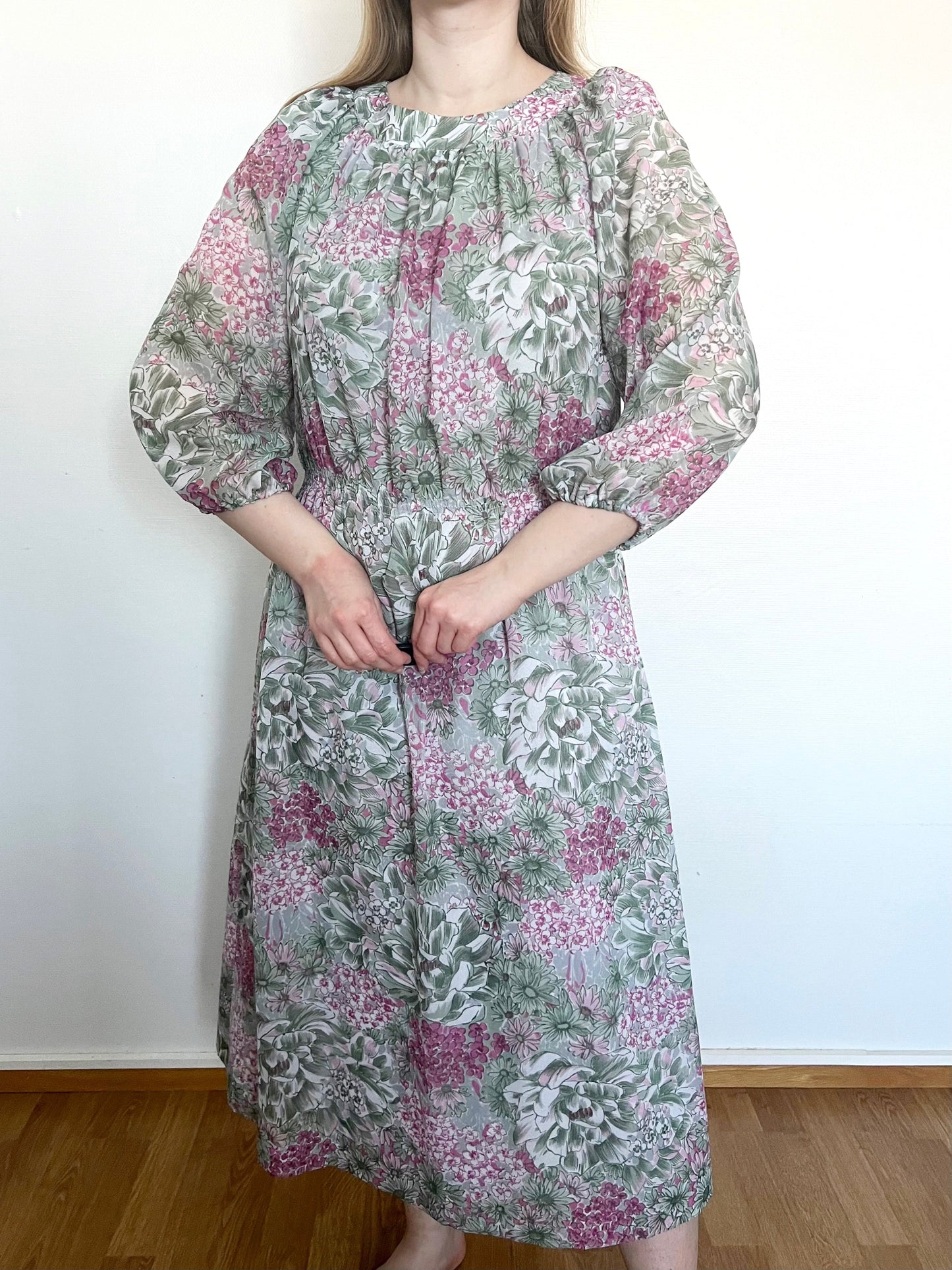 70s floral dress, Size M