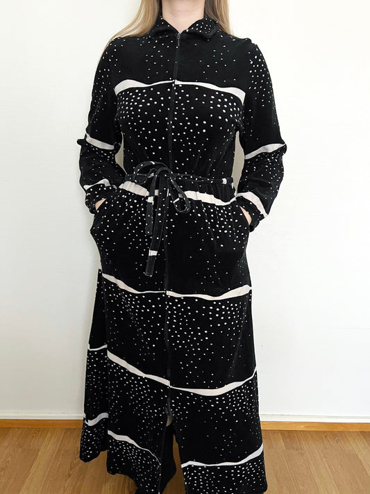 Black and white fleece dress, Size M