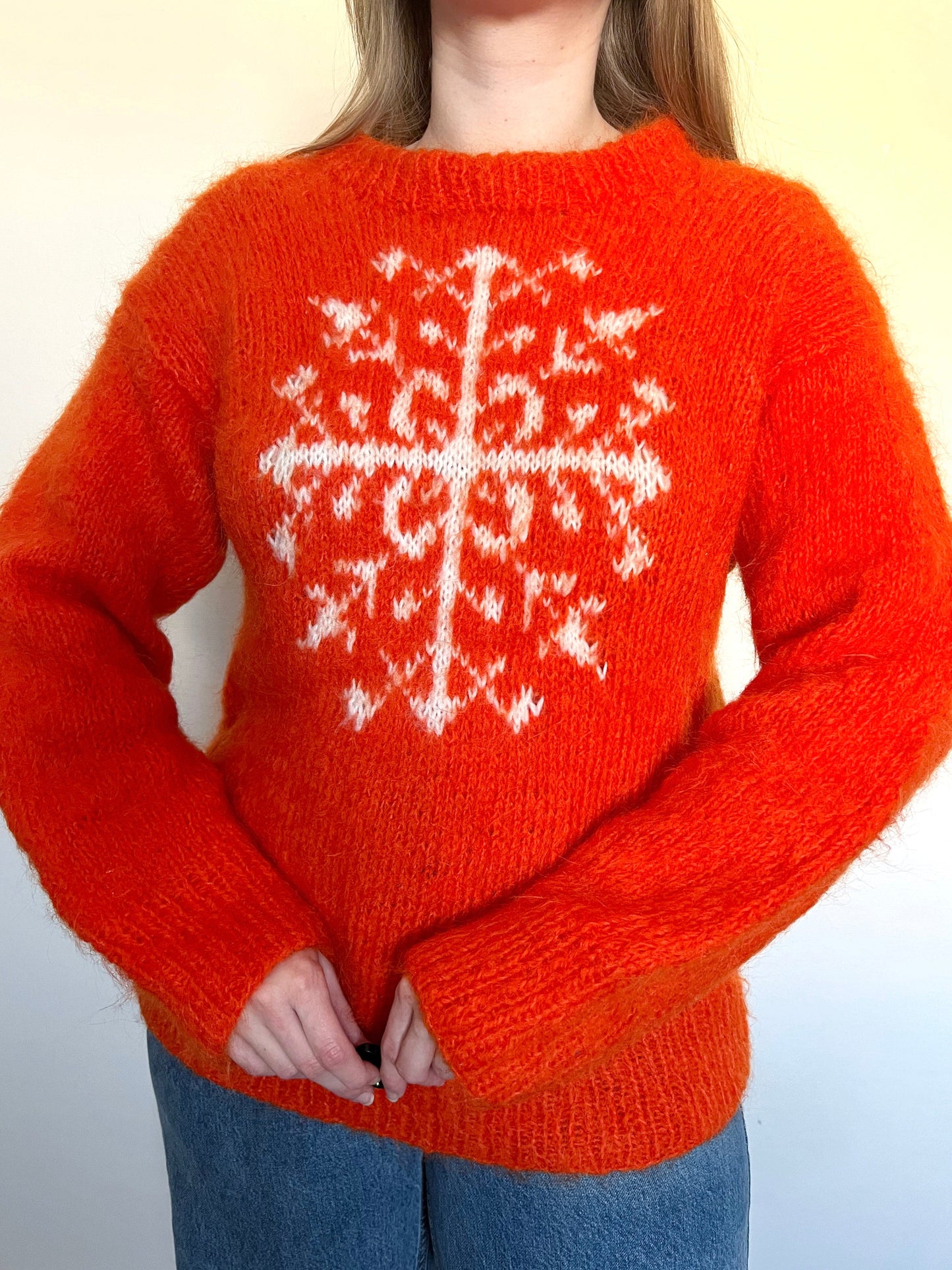 Orange snowflake sweater, Size L