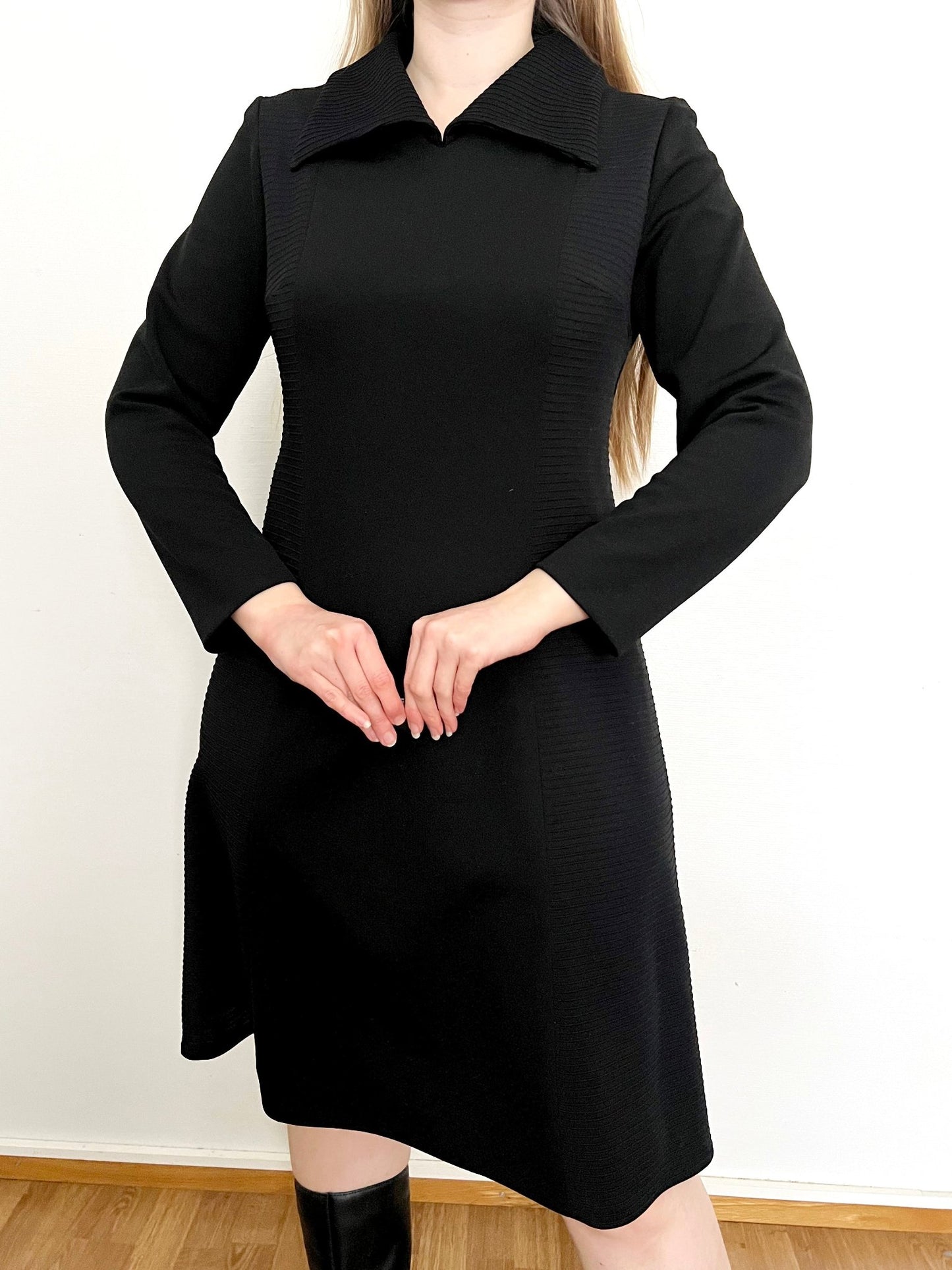 Black ribbed dress, Size S