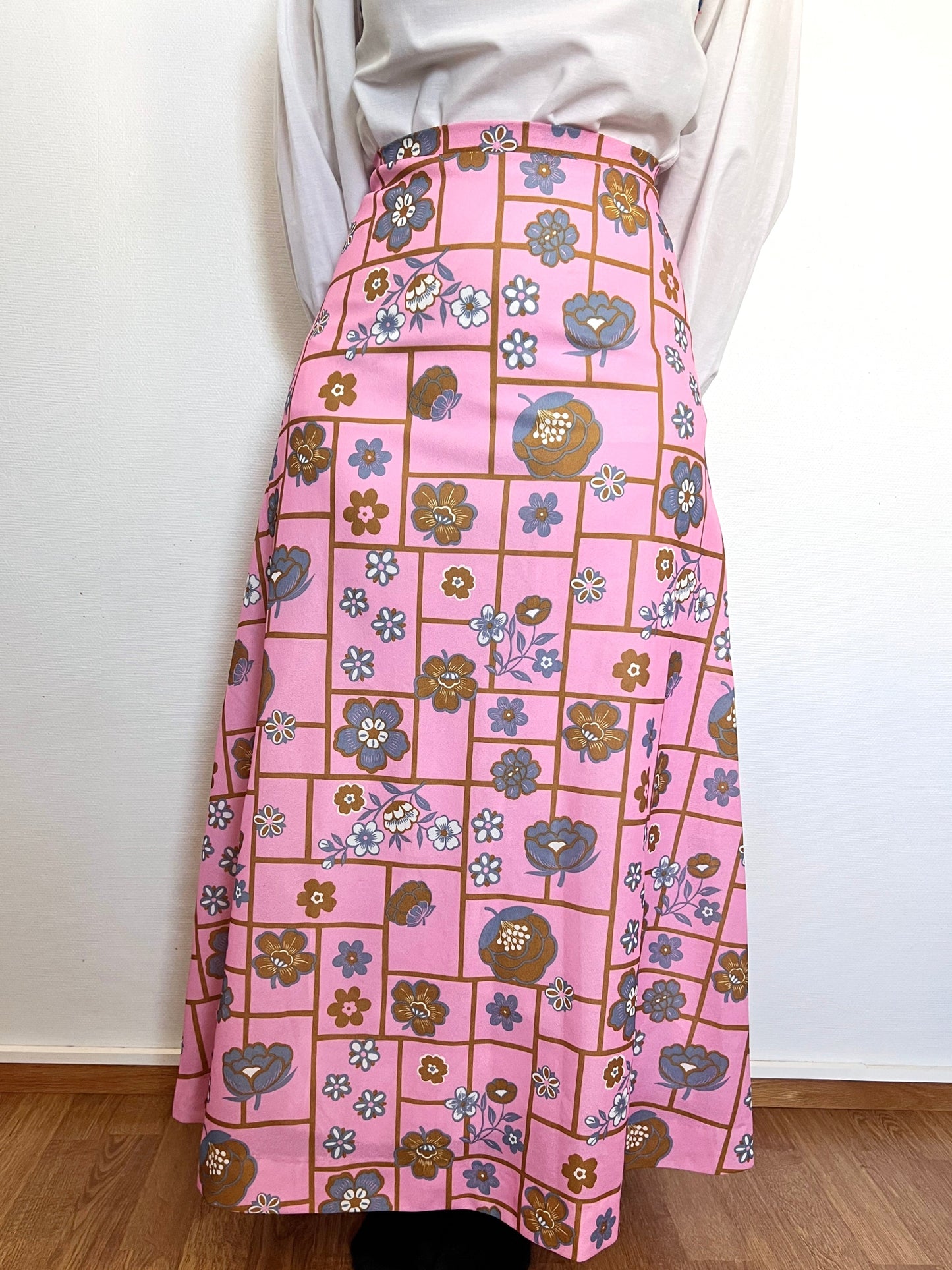 70s pink maxi skirt, Size XS
