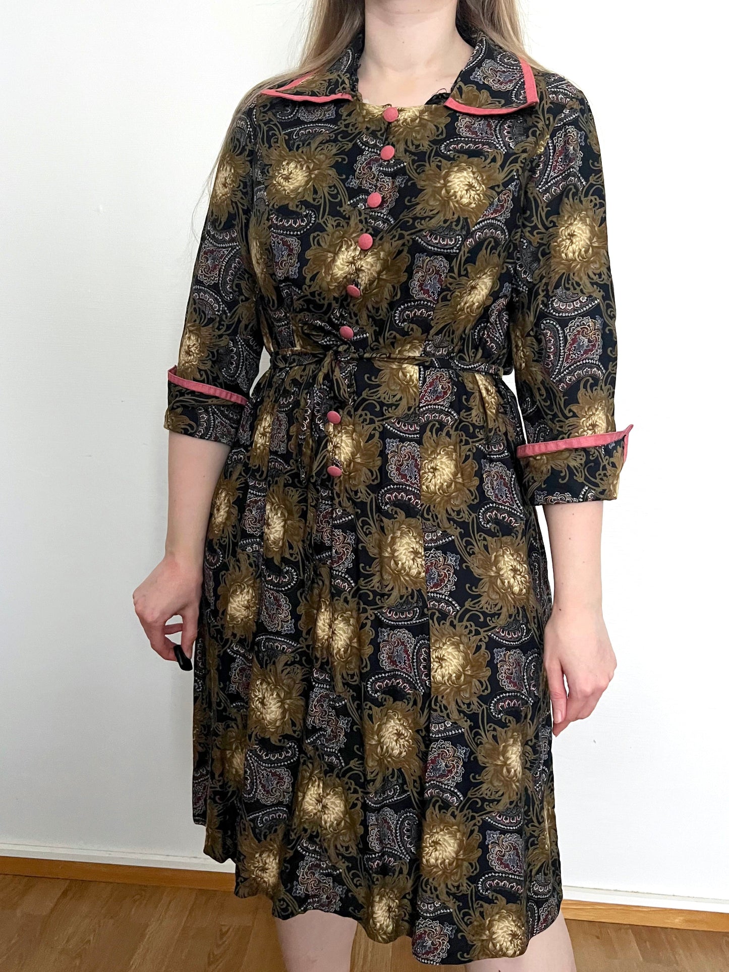 Golden bloom dress, Size L