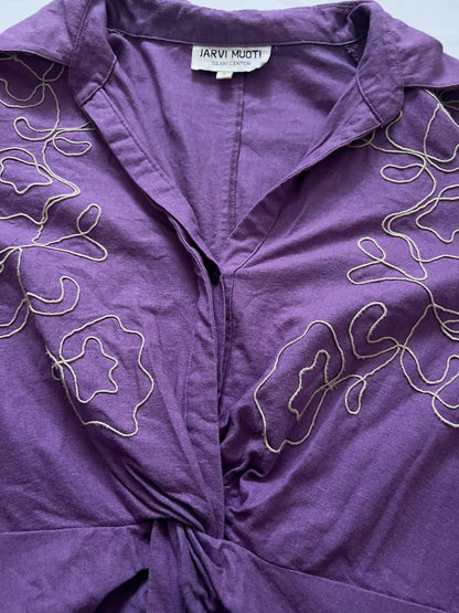 Purple embroidery top, Size L