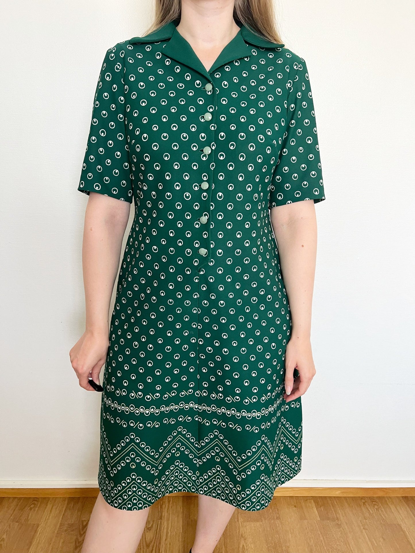 Green 60s dress, Size M