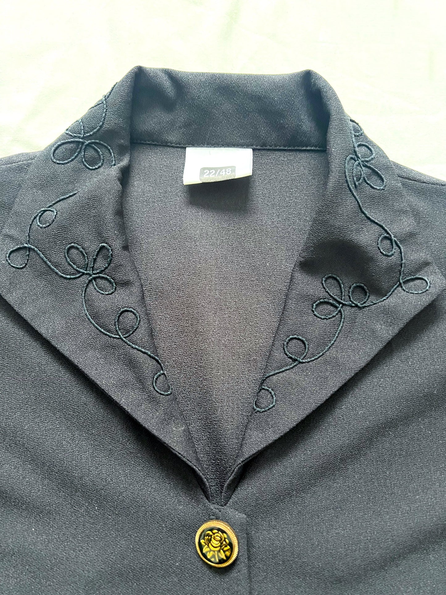 Black rose button shirt, size XL