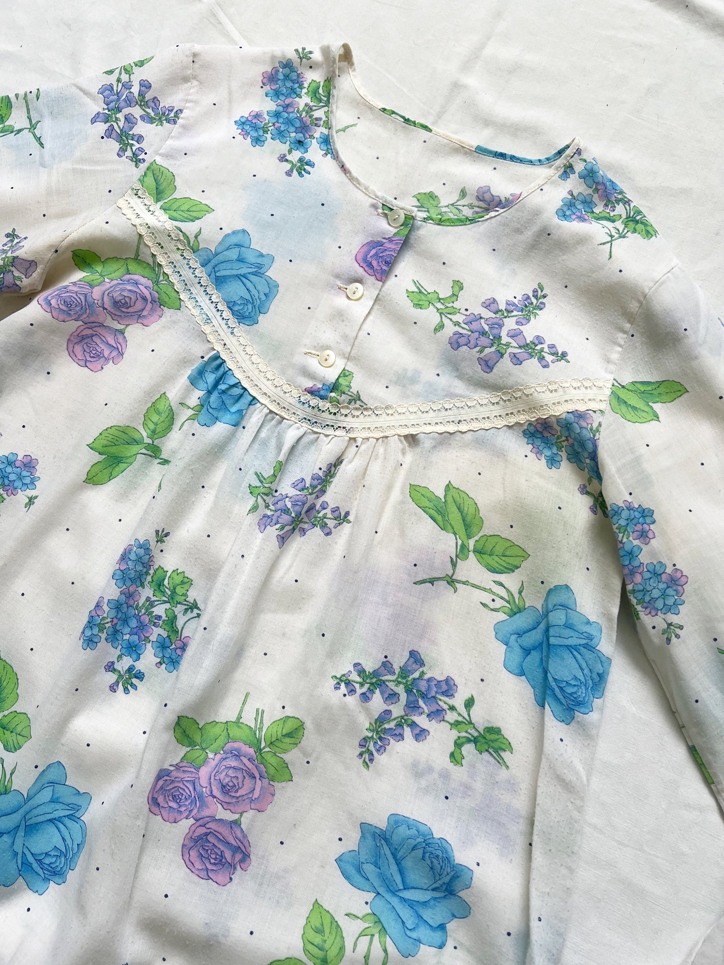 Flower nightgown, Size M