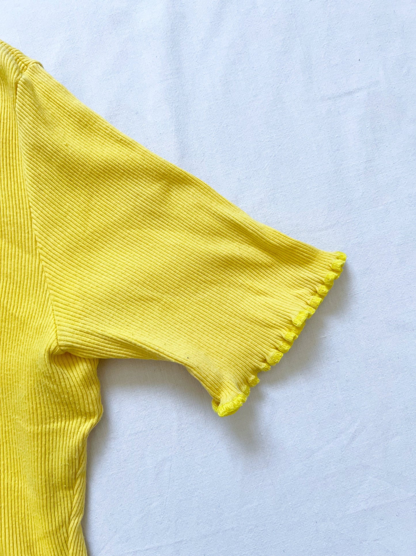 Yellow ribbed t-shirt, Size L